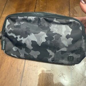 lululemon athletica Gray Camo Belt Bag